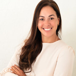 Meet your Posher, Claudia